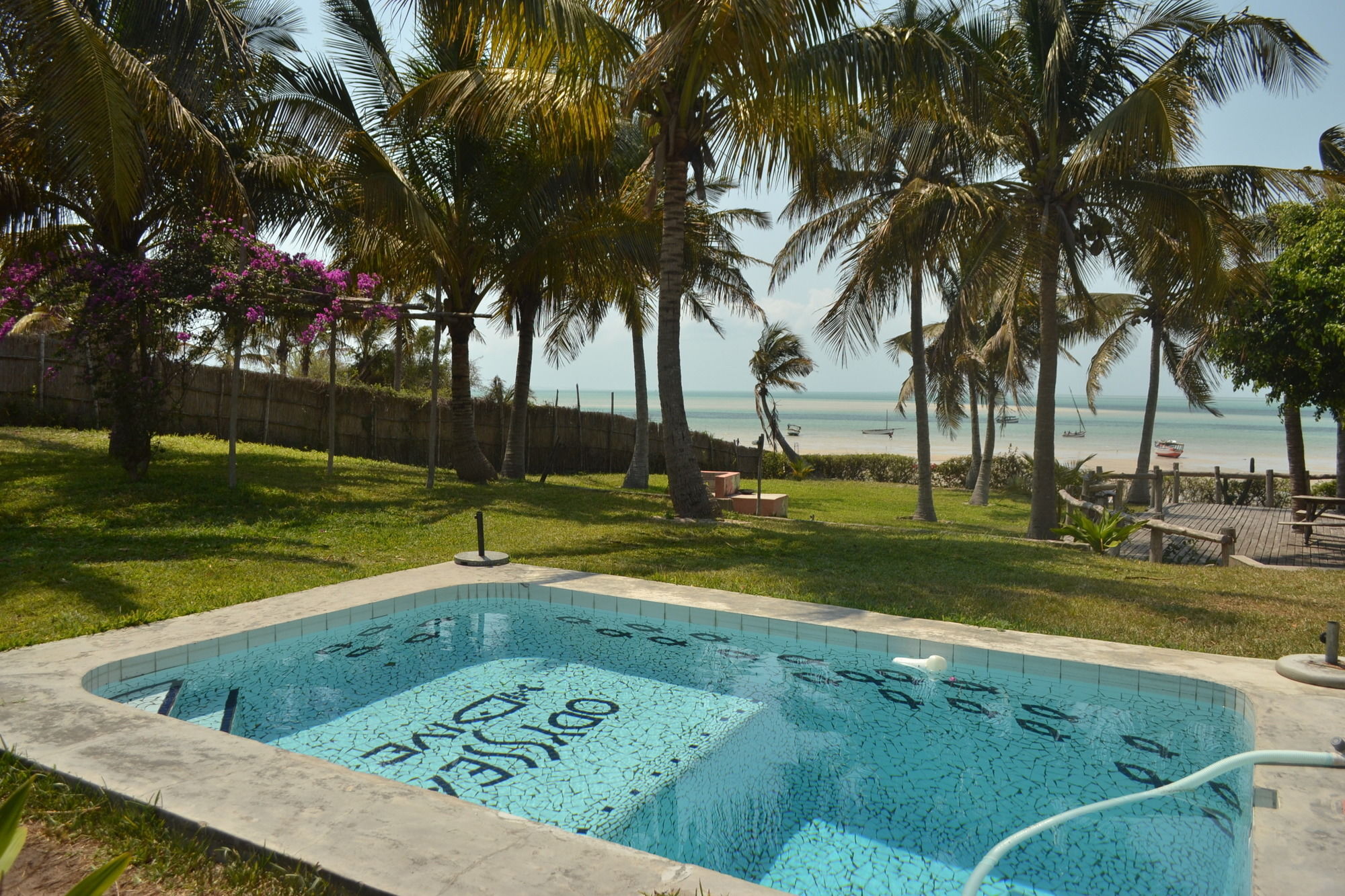 Baobab Beach Lodge And Backpackers Vilankulo Eksteriør billede